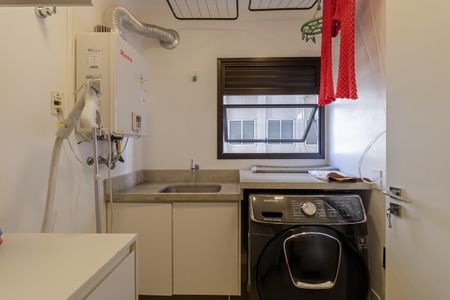 Apartamento à venda com 142m², 4 quartos e 3 vagas Apartamento à venda com 142m², 4 quartos e 3 vagasÁrea de Serviço