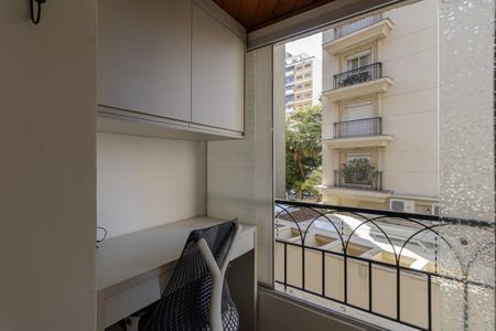 Apartamento à venda com 142m², 4 quartos e 3 vagas Apartamento à venda com 142m², 4 quartos e 3 vagasSacada da Suíte 2