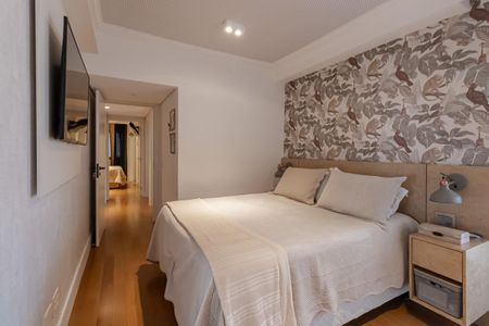 Apartamento à venda com 142m², 4 quartos e 3 vagas Apartamento à venda com 142m², 4 quartos e 3 vagasSuíte 2