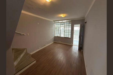 Casa para alugar com 2 quartos, 132m² em Jardim das Acacias, São Paulo