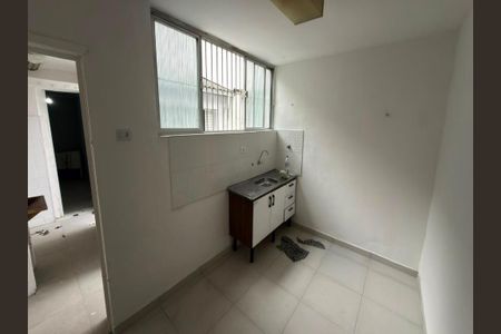 Casa para alugar com 2 quartos, 132m² em Jardim das Acacias, São Paulo