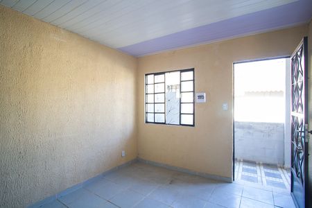 Sala de apartamento para alugar com 1 quarto, 30m² em Vista Alegre, São Gonçalo