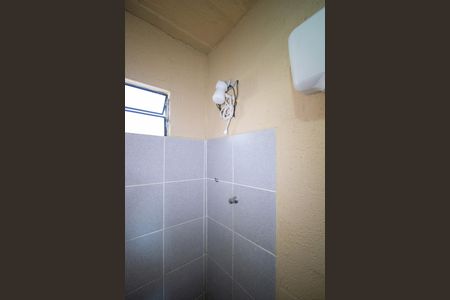 Banheiro de apartamento para alugar com 1 quarto, 30m² em Vista Alegre, São Gonçalo