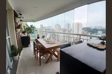Apartamento à venda com 107m², 2 quartos e 2 vagas