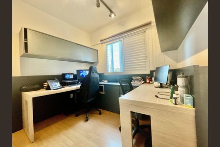 Apartamento à venda com 92m², 3 quartos e 2 vagas Apartamento à venda com 92m², 3 quartos e 2 vagasQuarto