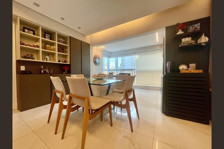 Apartamento à venda com 92m², 3 quartos e 2 vagas Apartamento à venda com 92m², 3 quartos e 2 vagasSala