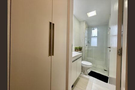 Apartamento à venda com 92m², 3 quartos e 2 vagas Apartamento à venda com 92m², 3 quartos e 2 vagasBanheiro