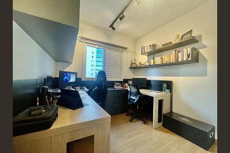 Apartamento à venda com 92m², 3 quartos e 2 vagas Apartamento à venda com 92m², 3 quartos e 2 vagasQuarto