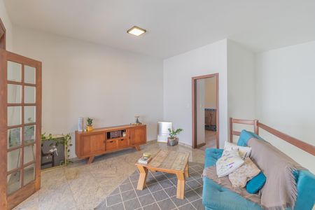 Apartamento à venda com 180m², 4 quartos e 2 vagas