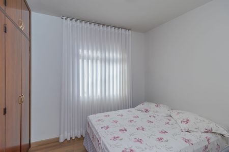Apartamento à venda com 180m², 4 quartos e 2 vagas