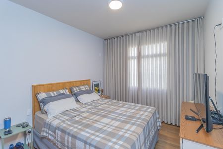 Apartamento à venda com 180m², 4 quartos e 2 vagas