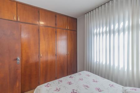 Apartamento à venda com 180m², 4 quartos e 2 vagas