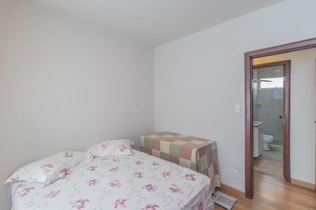 Apartamento à venda com 180m², 4 quartos e 2 vagas