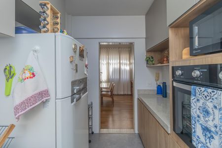 Apartamento à venda com 180m², 4 quartos e 2 vagas