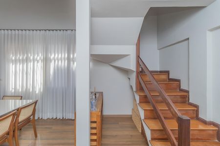 Apartamento à venda com 180m², 4 quartos e 2 vagas