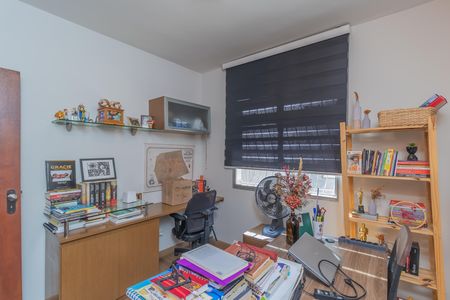 Apartamento à venda com 180m², 4 quartos e 2 vagas