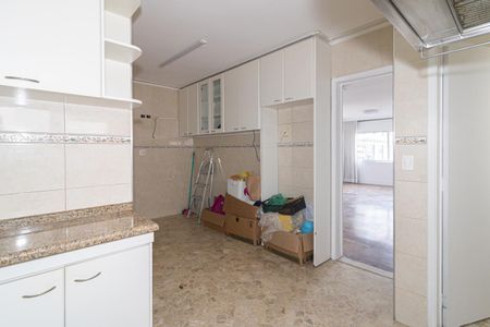 Cozinha de apartamento à venda com 3 quartos, 105m² em Itaim Bibi, São Paulo