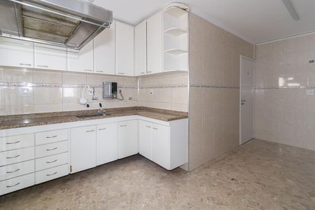 Cozinha de apartamento à venda com 3 quartos, 105m² em Itaim Bibi, São Paulo