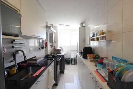 Cozinha de apartamento à venda com 2 quartos, 85m² em Barra da Tijuca, Rio de Janeiro