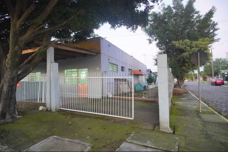 Casa para alugar com 60m², 2 quartos e 1 vagaFachada