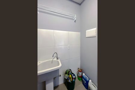 Apartamento para alugar com 34m², 2 quartos e sem vaga Apartamento para alugar com 34m², 2 quartos e sem vagaCozinha e Área de Serviço