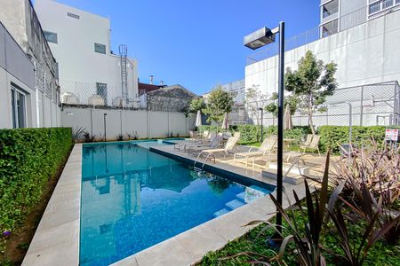 Apartamento para alugar com 34m², 2 quartos e sem vaga Apartamento para alugar com 34m², 2 quartos e sem vagaÁrea comum - Piscina