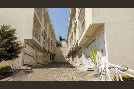 Casa à venda com 3 quartos, 135m² em Chácara Seis de Outubro, São Paulo