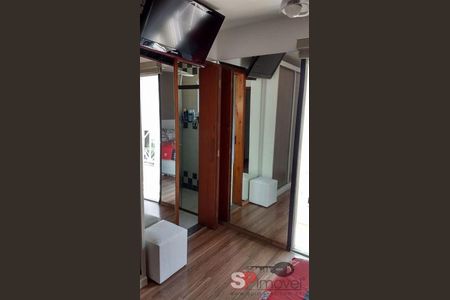 Casa à venda com 3 quartos, 135m² em Chácara Seis de Outubro, São Paulo