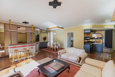 Sala de apartamento para alugar com 3 quartos, 280m² em Cambuí, Campinas