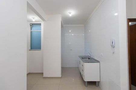 Sala/Cozinha de apartamento para alugar com 1 quarto, 28m² em Vila Gustavo, São Paulo