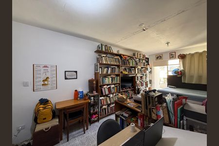 Apartamento à venda com 34m², 1 quarto e sem vaga