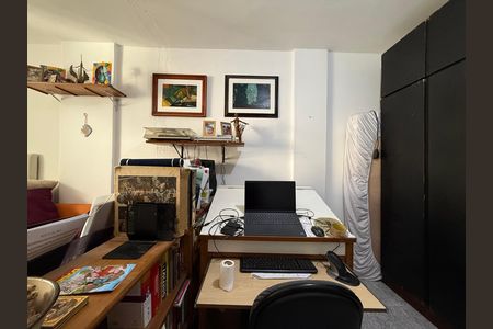 Apartamento à venda com 34m², 1 quarto e sem vaga
