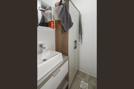 Apartamento à venda com 70m², 3 quartos e sem vaga Apartamento à venda com 70m², 3 quartos e sem vagaBanheiro