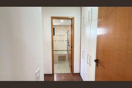Apartamento à venda com 3 quartos, 127m² em Vila Regente Feijó, São Paulo