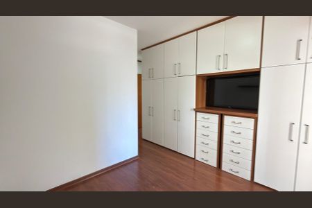 Apartamento à venda com 3 quartos, 127m² em Vila Regente Feijó, São Paulo