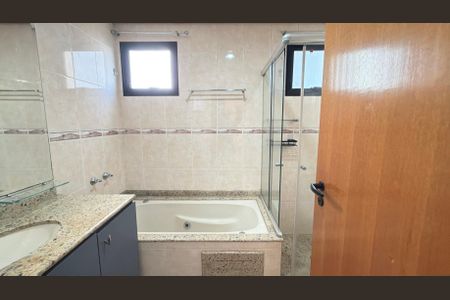 Apartamento para alugar com 127m², 3 quartos e 3 vagas