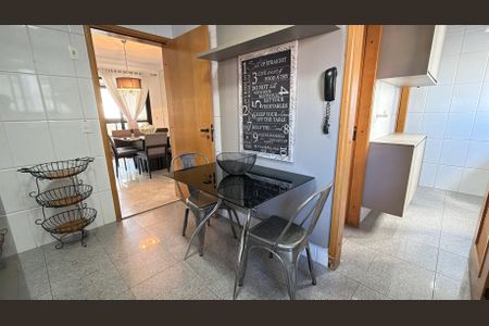 Apartamento para alugar com 127m², 3 quartos e 3 vagas