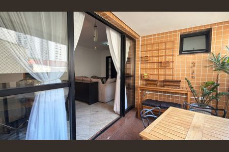 Apartamento à venda com 3 quartos, 127m² em Vila Regente Feijó, São Paulo