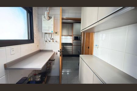 Apartamento à venda com 3 quartos, 127m² em Vila Regente Feijó, São Paulo