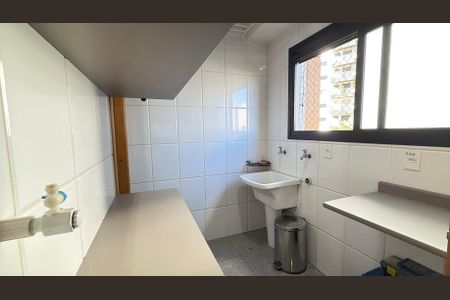Apartamento para alugar com 127m², 3 quartos e 3 vagas