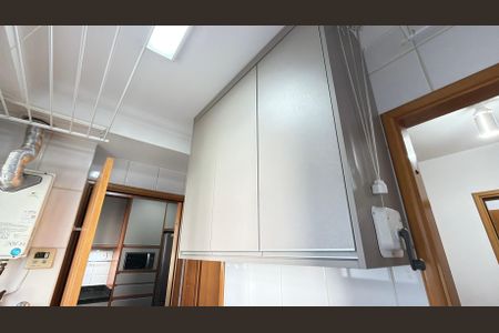 Apartamento para alugar com 127m², 3 quartos e 3 vagas