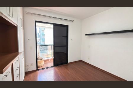 Apartamento para alugar com 127m², 3 quartos e 3 vagas