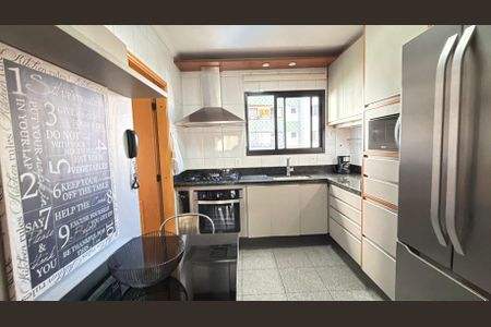 Apartamento para alugar com 127m², 3 quartos e 3 vagas