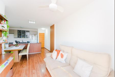 Sala de apartamento para alugar com 3 quartos, 75m² em Ponte Grande, Guarulhos