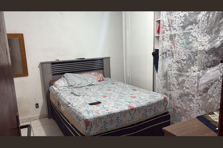 Quarto de casa à venda com 2 quartos, 125m² em Jardim Silvana, Santo André
