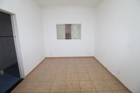 Casa para alugar com 170m², 2 quartos e 2 vagasQuarto 2
