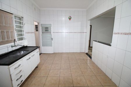 Cozinha de casa para alugar com 2 quartos, 170m² em Jardim Satélite, São José dos Campos