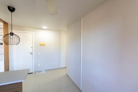 Apartamento à venda com 44m², 2 quartos e 1 vaga Apartamento à venda com 44m², 2 quartos e 1 vagaSala