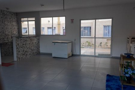 Apartamento à venda com 44m², 2 quartos e 1 vaga Apartamento à venda com 44m², 2 quartos e 1 vagaÁrea comum - Salão de festas
