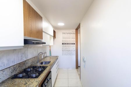 Apartamento à venda com 44m², 2 quartos e 1 vaga Apartamento à venda com 44m², 2 quartos e 1 vagaCozinha e Área de Serviço